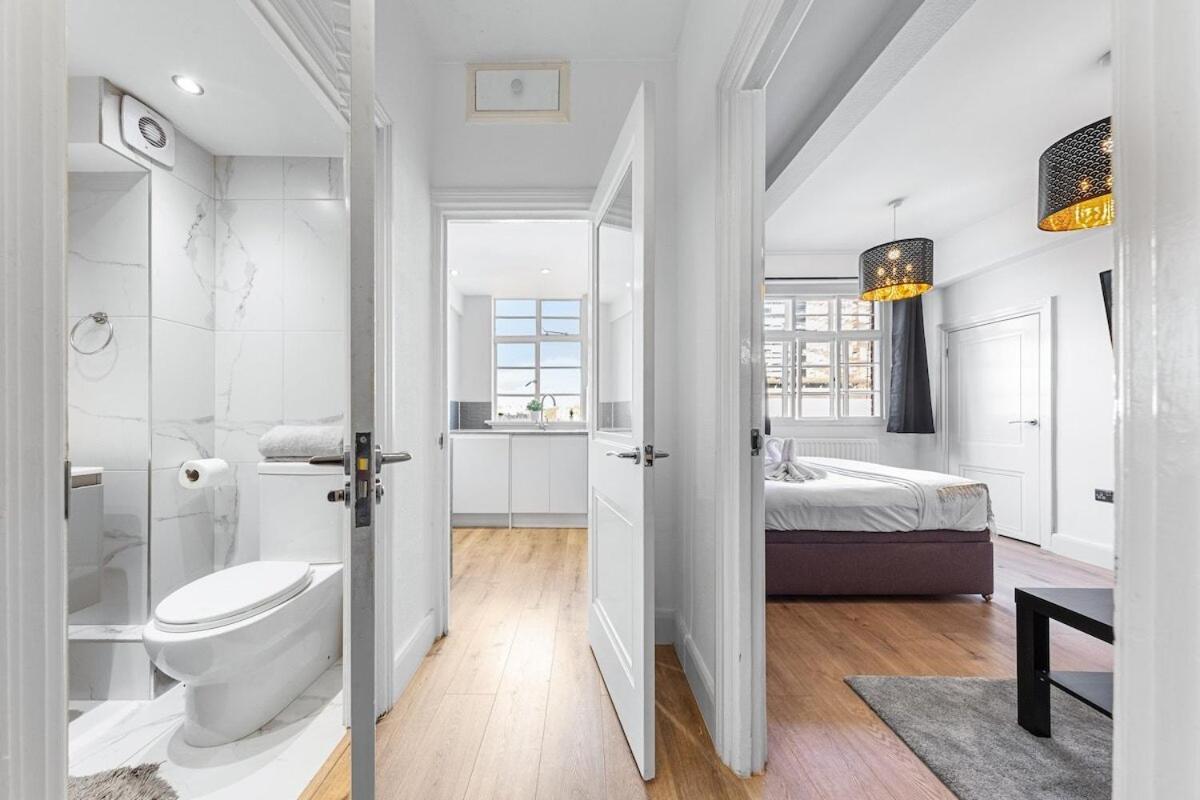 Central London Luxury, Relaxing Apartment! 2 Mins From Paddington Station! Room photo